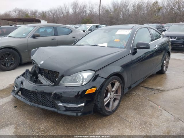 2013 MERCEDES-BENZ C 250 WDDGJ4HB7DG045268 Photo 1