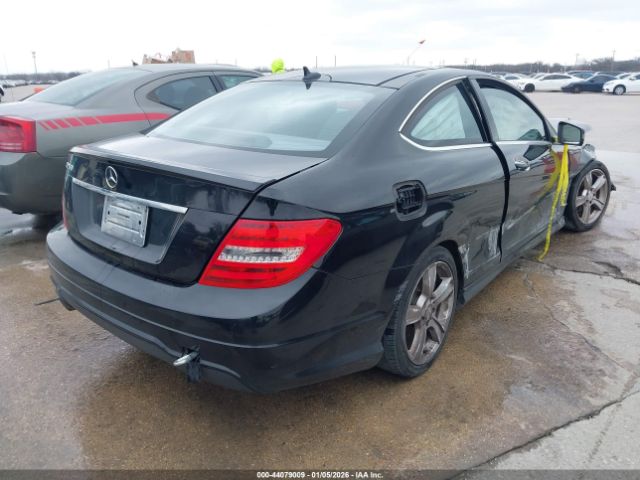 2013 MERCEDES-BENZ C 250 WDDGJ4HB7DG045268 Photo 3