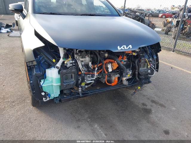 2023 KIA SPORTAGE PLUG-IN HYBRID KNDPZDAH5P7073706 Photo 5