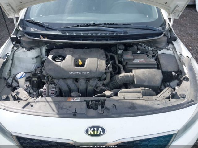 2017 KIA FORTE 3KPFK4A7XHE055260 Photo 9