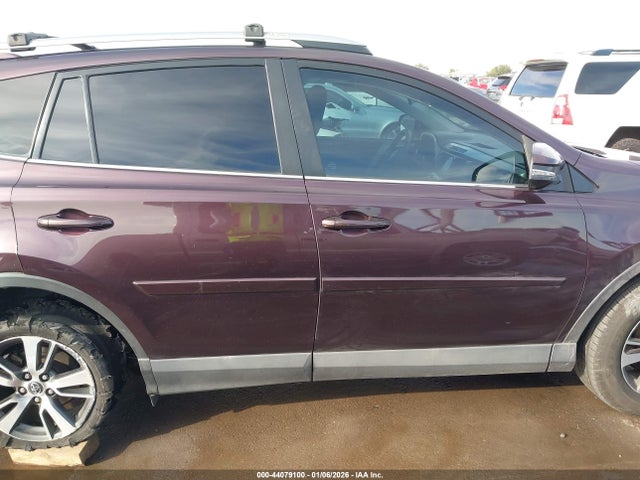 Toyota Rav4 Xle 2018 2T3WFREV9JW436344 Image 13
