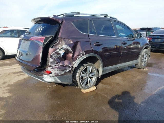 Toyota Rav4 Xle 2018 2T3WFREV9JW436344 Image 4