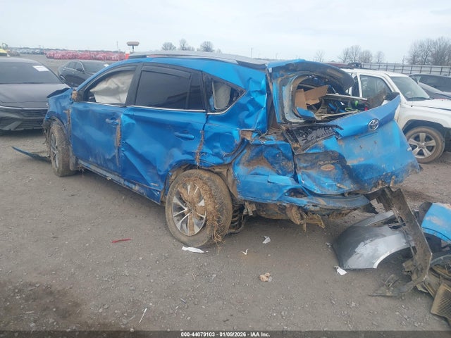 2018 TOYOTA RAV4 HYBRID JTMRJREV4JD177903 Photo 2