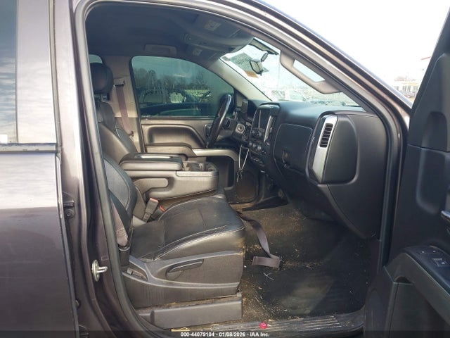44079104 :رقم المزاد ، 3GCUKRECXFG290075 vin ، 2015 Chevrolet Silverado 1500 1lt مزاد بيع