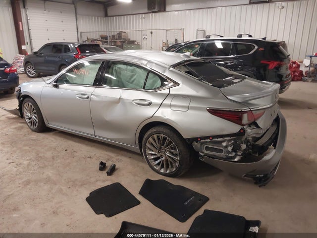 44079111 :رقم المزاد ، 58AEA1C10SU056923 vin ، 2025 Lexus Es 300h Luxury مزاد بيع