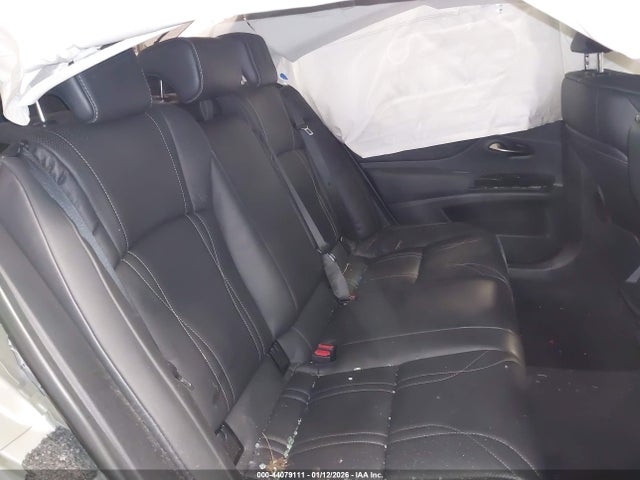 44079111 :رقم المزاد ، 58AEA1C10SU056923 vin ، 2025 Lexus Es 300h Luxury مزاد بيع
