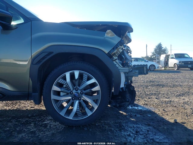 Subaru Forester Touring 2025 JF2SLDTC3SH408401 Image 18
