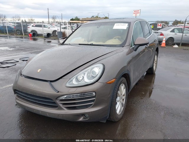 2014 PORSCHE CAYENNE WP1AA2A28ELA05982 Photo 1