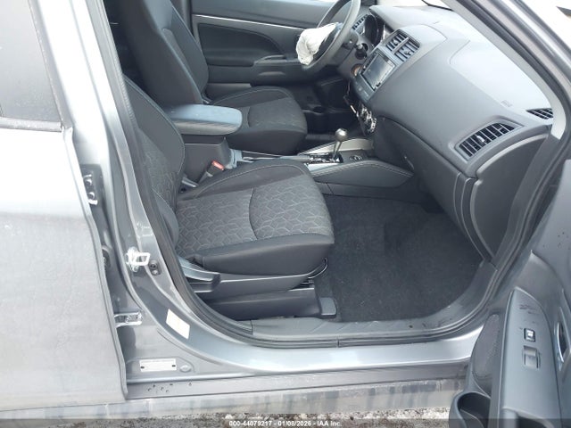 2025 MITSUBISHI OUTLANDER SPORT JA4ARUAU8SU013233 Photo 4