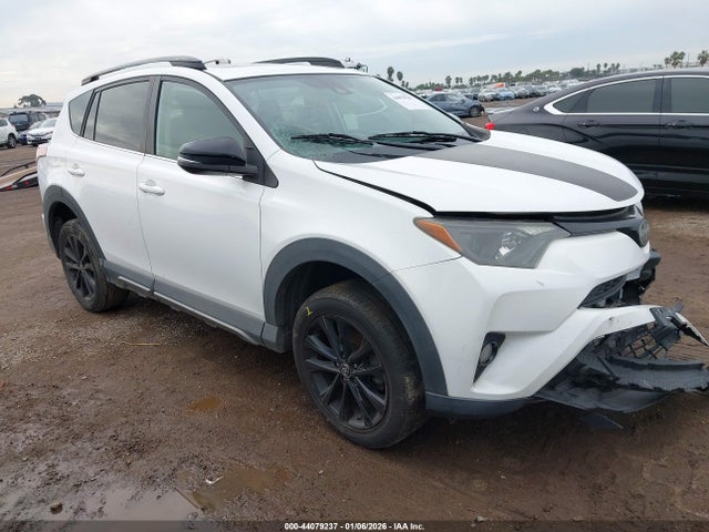 2018 2T3WFREV1JW444020 main image