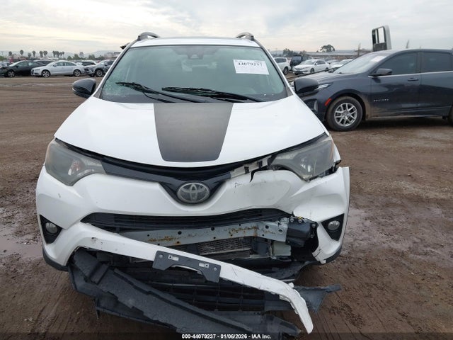 Toyota Rav4 Adventure 2018 2T3WFREV1JW444020 Image 11