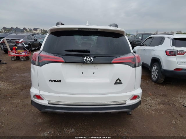 Toyota Rav4 Adventure 2018 2T3WFREV1JW444020 Image 15