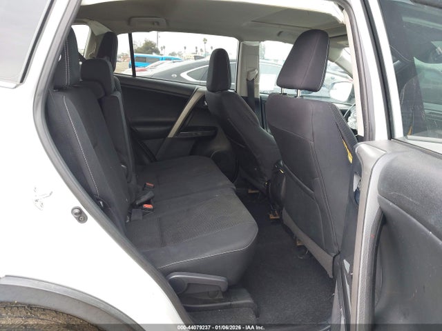 Toyota Rav4 Adventure 2018 2T3WFREV1JW444020 Image 8