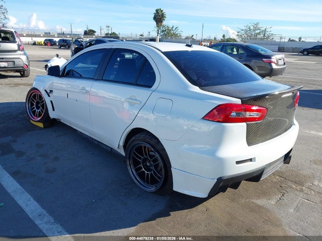 2015 MITSUBISHI LANCER EVOLUTION JA32W8FV2FU018220 Photo 2