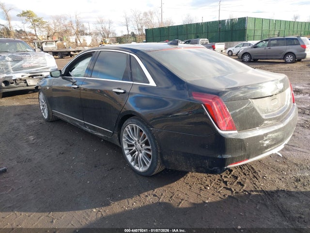 2018 CADILLAC CT6 1G6KG5RS1JU137791 Photo 2