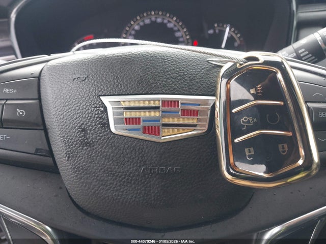 2017 CADILLAC XT5 1GYKNBRS6HZ284486 Photo 10