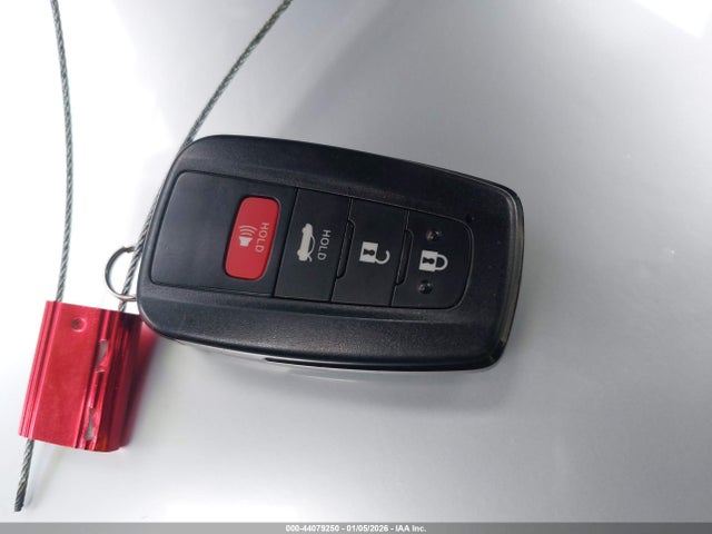 Toyota Corolla Hybrid Le 2022 JTDEAMDE8NJ047696 Image 11