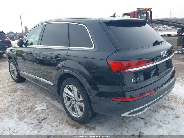 2021 AUDI Q7 WA1LXAF72MD034694 Photo 2