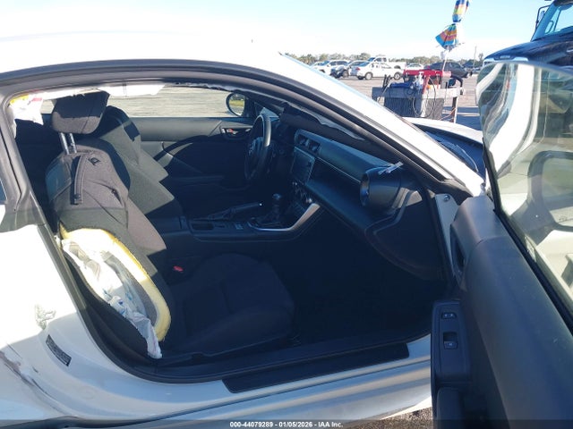 2025 TOYOTA GR86 JF1ZNBB13S8753316 Photo 4