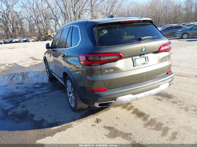 2020 BMW X5 5UXCR6C09L9B59103 Photo 2