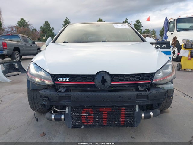 3VW5T7AU2FM025668 Volkswagen Golf Gti 2.0t Autobahn 4-door