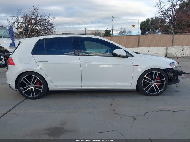 3VW5T7AU2FM025668 Volkswagen Golf Gti 2.0t Autobahn 4-door