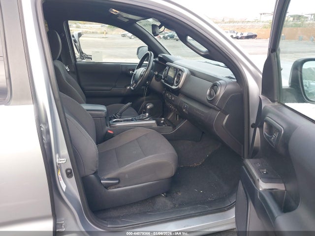 Toyota Tacoma 2018 3TMAZ5CN6JM075105 Image 5