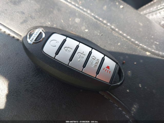 2018 NISSAN ROGUE 5N1AT2MV0JC851319 Photo 10