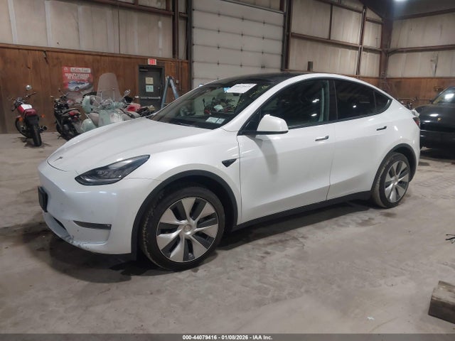 2021 TESLA MODEL Y 5YJYGDEE5MF191321 Photo 1