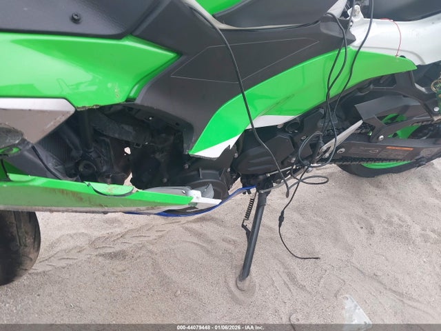 ML5EXGJ1XRDA21717 Kawasaki Ex500 A/b