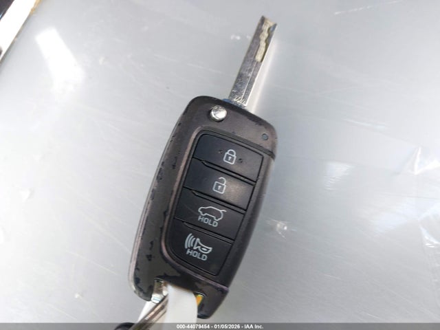 KM8K12AA9KU379256 Hyundai Kona Se