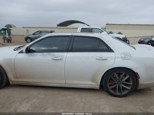 Chrysler 300 300c 2023 2C3CCAPJ4PH542429 Image 14