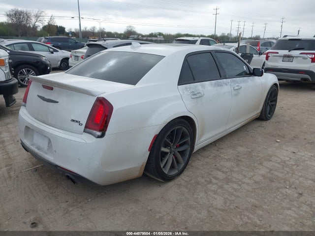 Chrysler 300 300c 2023 2C3CCAPJ4PH542429 Image 4