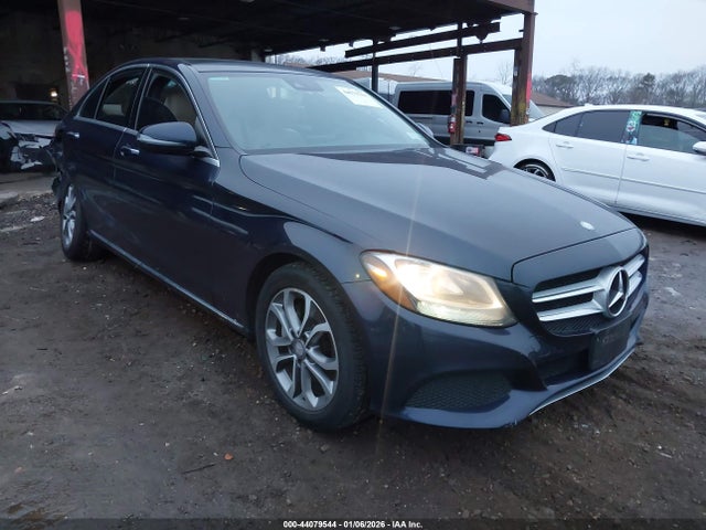 44079544 :رقم المزاد ، 55SWF4KB1GU154225 vin ، 2016 Mercedes-benz C 300 4matic مزاد بيع