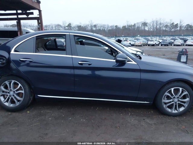 44079544 :رقم المزاد ، 55SWF4KB1GU154225 vin ، 2016 Mercedes-benz C 300 4matic مزاد بيع