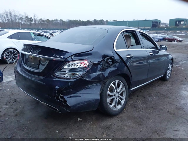 44079544 :رقم المزاد ، 55SWF4KB1GU154225 vin ، 2016 Mercedes-benz C 300 4matic مزاد بيع