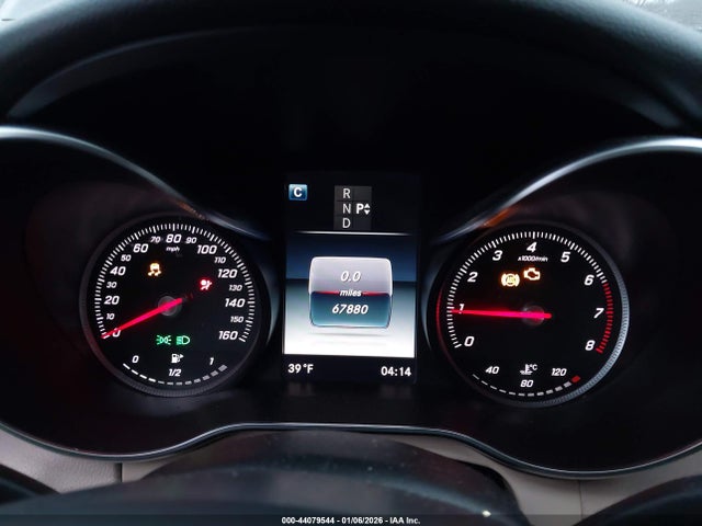 44079544 :رقم المزاد ، 55SWF4KB1GU154225 vin ، 2016 Mercedes-benz C 300 4matic مزاد بيع
