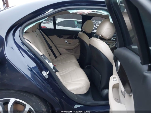 44079544 :رقم المزاد ، 55SWF4KB1GU154225 vin ، 2016 Mercedes-benz C 300 4matic مزاد بيع