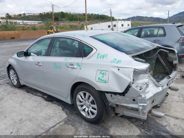 2018 NISSAN ALTIMA 1N4AL3AP2JC120641 Photo 2