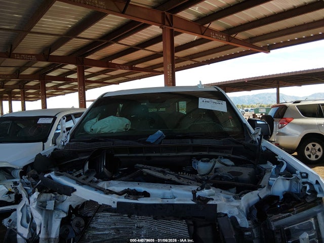 3GTUUDEDXRG350219 GMC Sierra 1500 4wd Short Box Slt