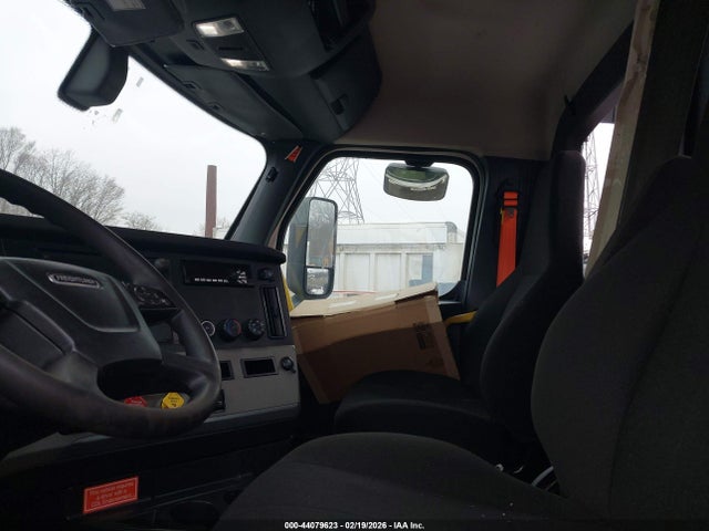 1FUBHSDV9LLKX8409 Freightliner New Cascadia 116