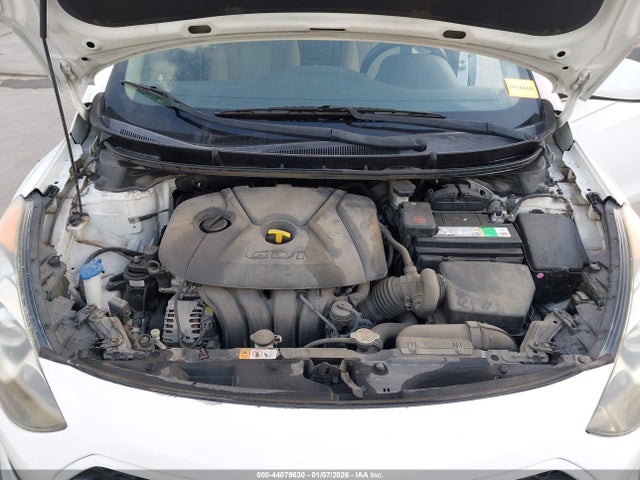 KMHD35LH5GU316998 Hyundai ELANTRA GT