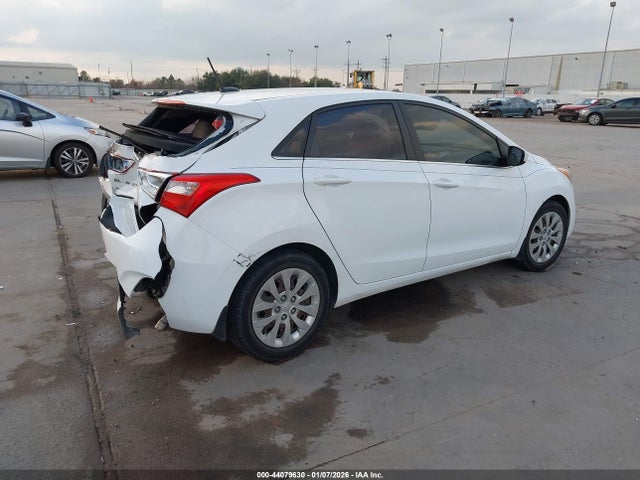 KMHD35LH5GU316998 Hyundai ELANTRA GT