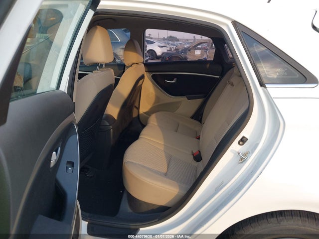 KMHD35LH5GU316998 Hyundai ELANTRA GT