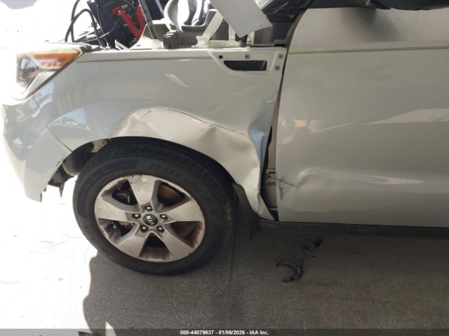 2018 KIA SOUL KNDJN2A28J7507111 Photo 5