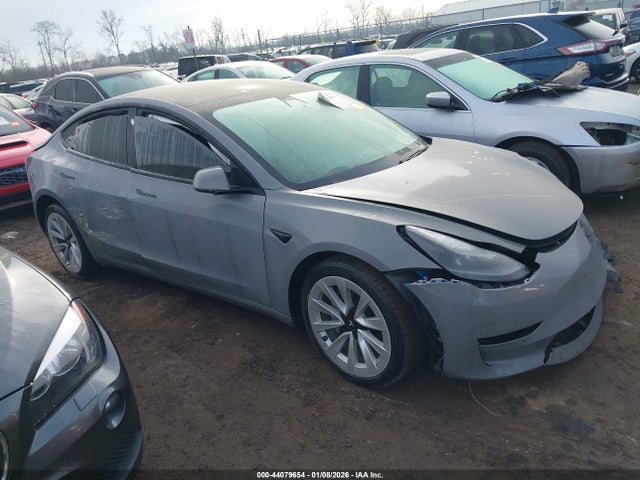 2021 TESLA MODEL 3 5YJ3E1EA8MF020672 Photo 0
