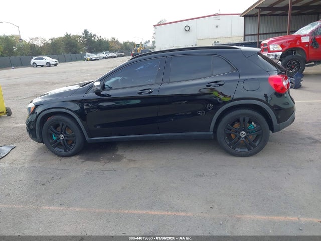 Mercedes-Benz GLA 250 2018 WDCTG4EB3JJ487937 Image 14