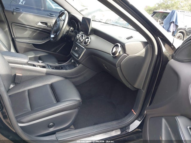 2018 MERCEDES-BENZ GLA 250 WDCTG4EB3JJ487937 Photo 4