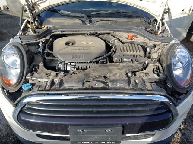 2018 MINI HARDTOP WMWXP5C59J2H28968 Photo 9