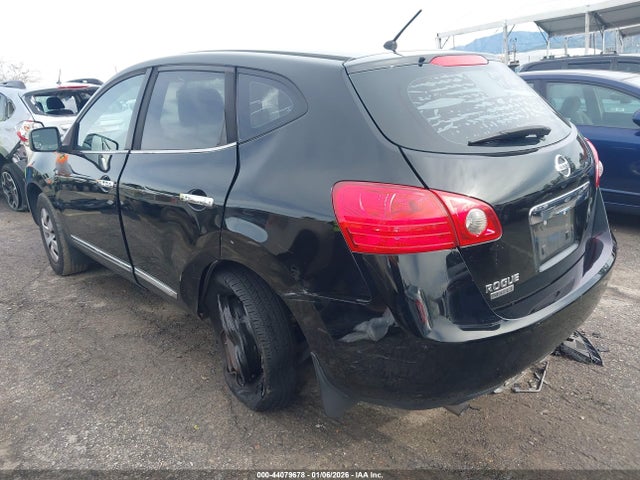 JN8AS5MT6FW669349 Nissan Rogue Select S